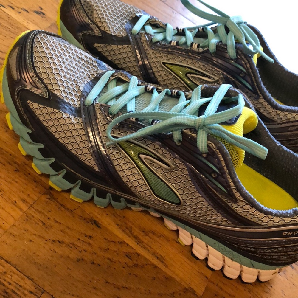 Brooks Ghost Women’s Size 10.5 Wide Running Shoes